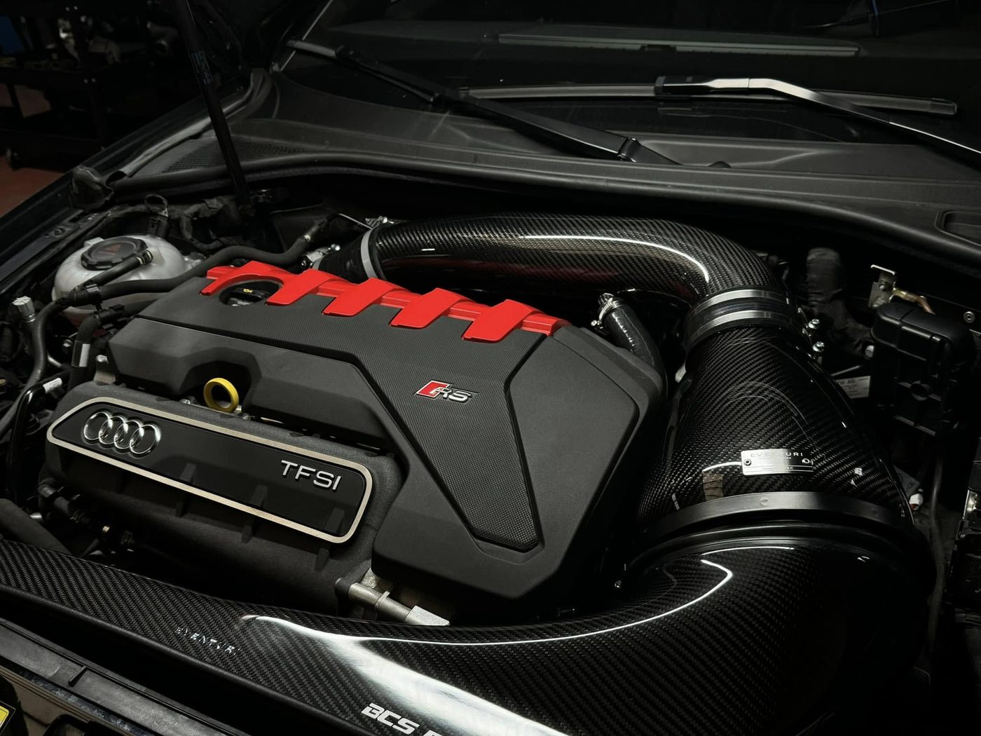 Moteur 5 cylindres TFSI avec admission carbone BCS Franzese
